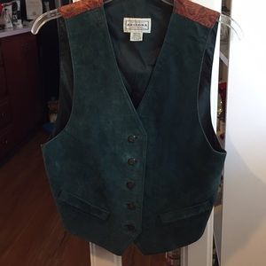 ARIZONA JEAN CO SUEDE VEST